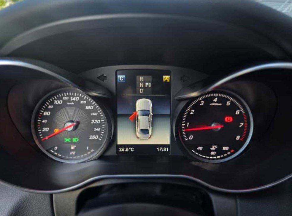 벤츠 C 클래스 C200 아방가르드 사진 7
