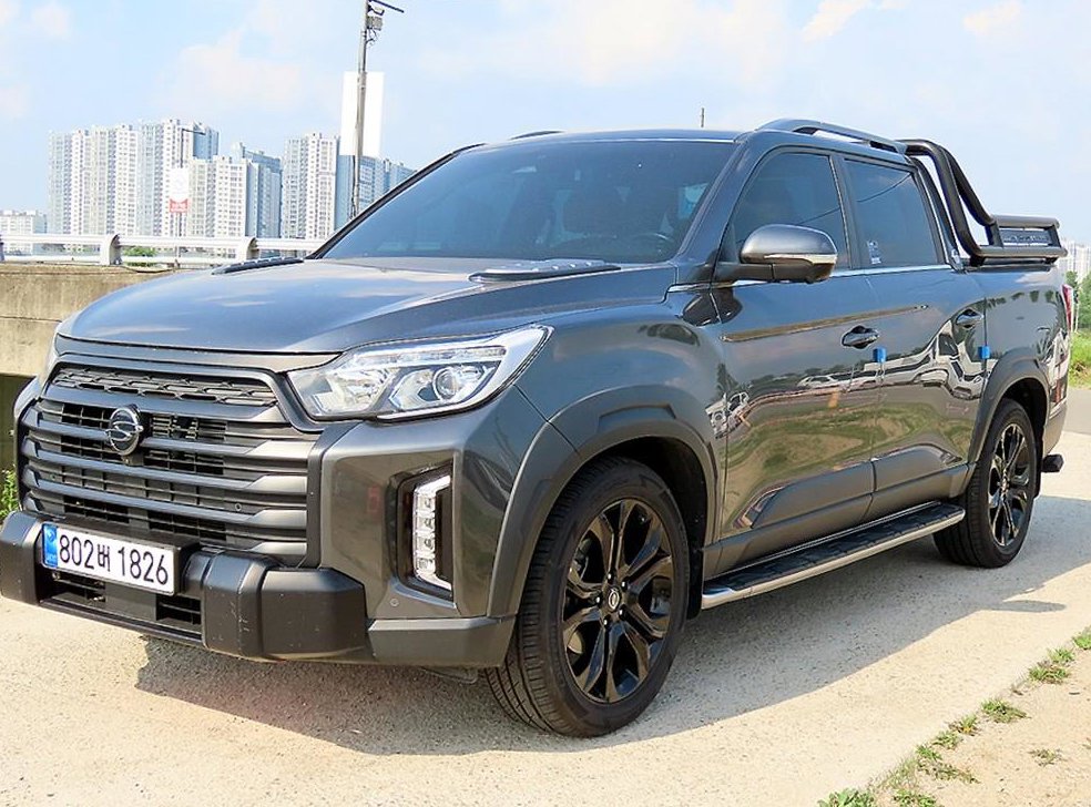 KG모빌리티(쌍용)  렉스턴 디젤 2.2 4WD 사진 2
