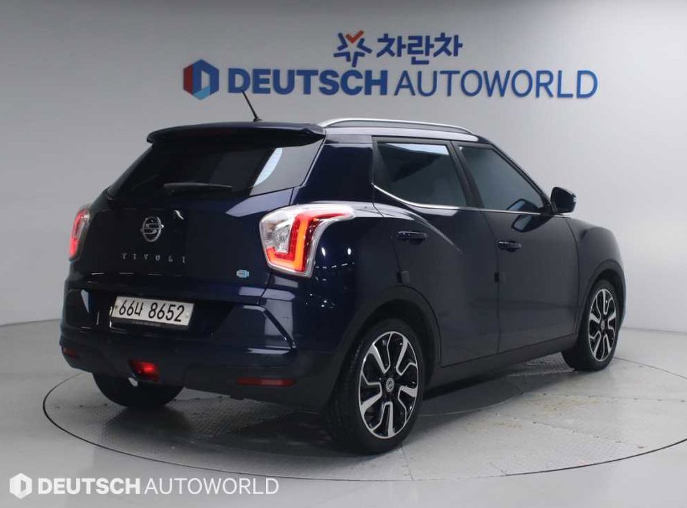 KG모빌리티(쌍용)  티볼리 디젤 2WD 1.6 VX 사진 2