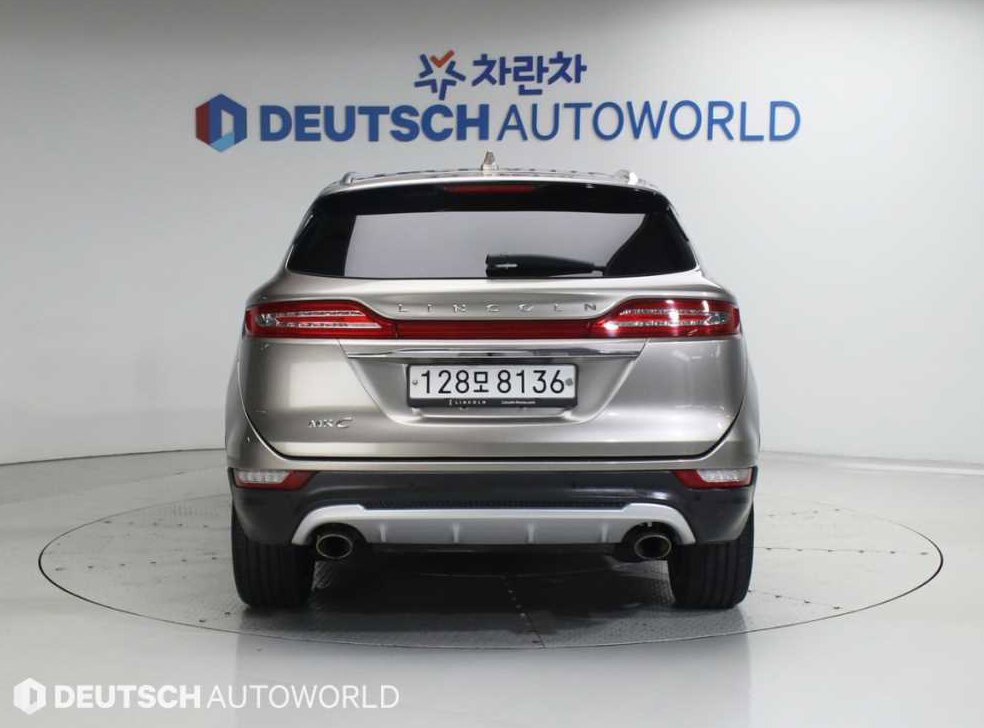링컨 MKC 2.0 AWD 사진 4