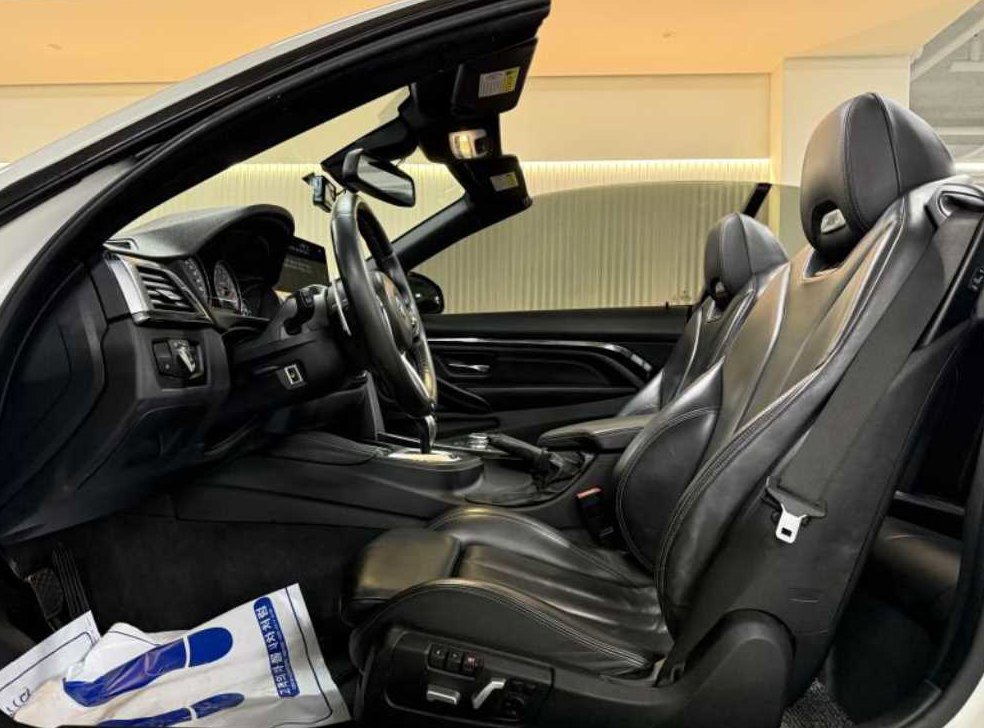BMW 4시리즈 컨버터블 퍼포먼스 사일렌서 에디션 사진 9