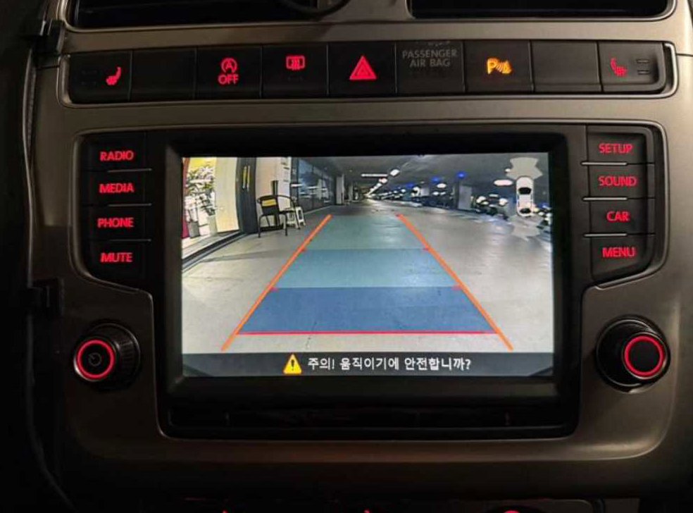 폭스바겐 폴로 1.4 TDI 블루모션 R-LINE 사진 11