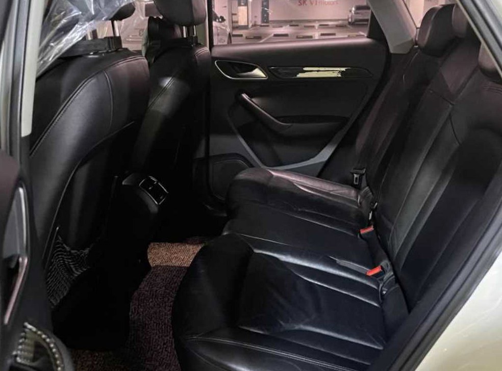 아우디 Q3 2.0 TDI 콰트로 사진 7