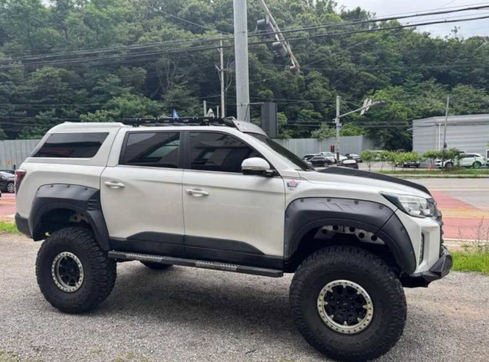 KG모빌리티(쌍용)  렉스턴 4WD 디젤 2.2 사진 5