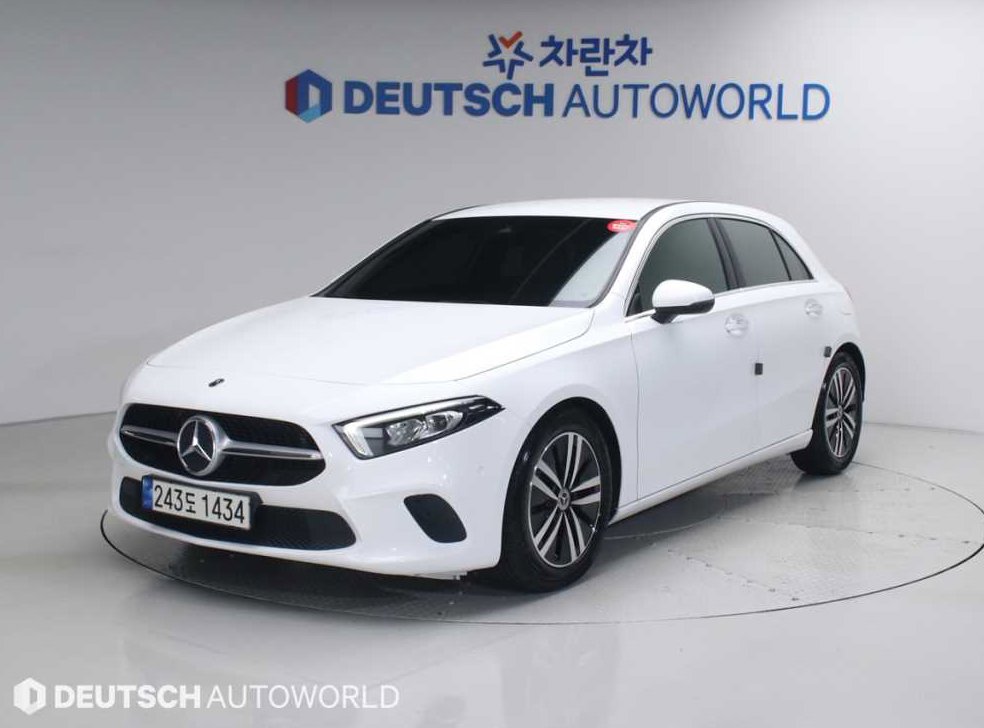 벤츠 A 클래스 A220 해치백
