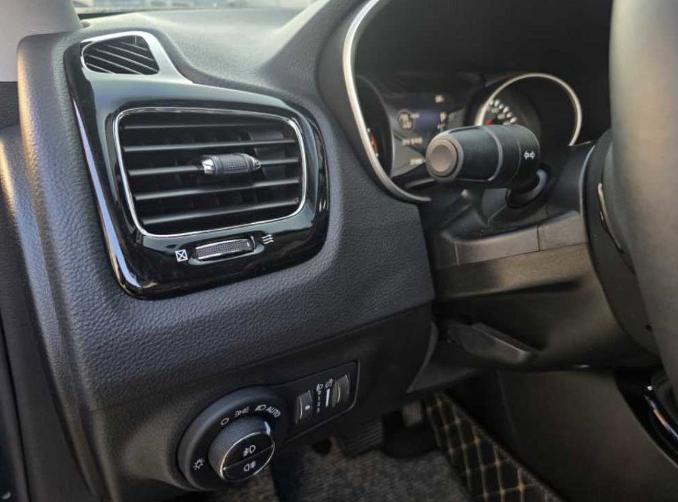 지프 컴패스 2.4 AWD 리미티드 사진 11