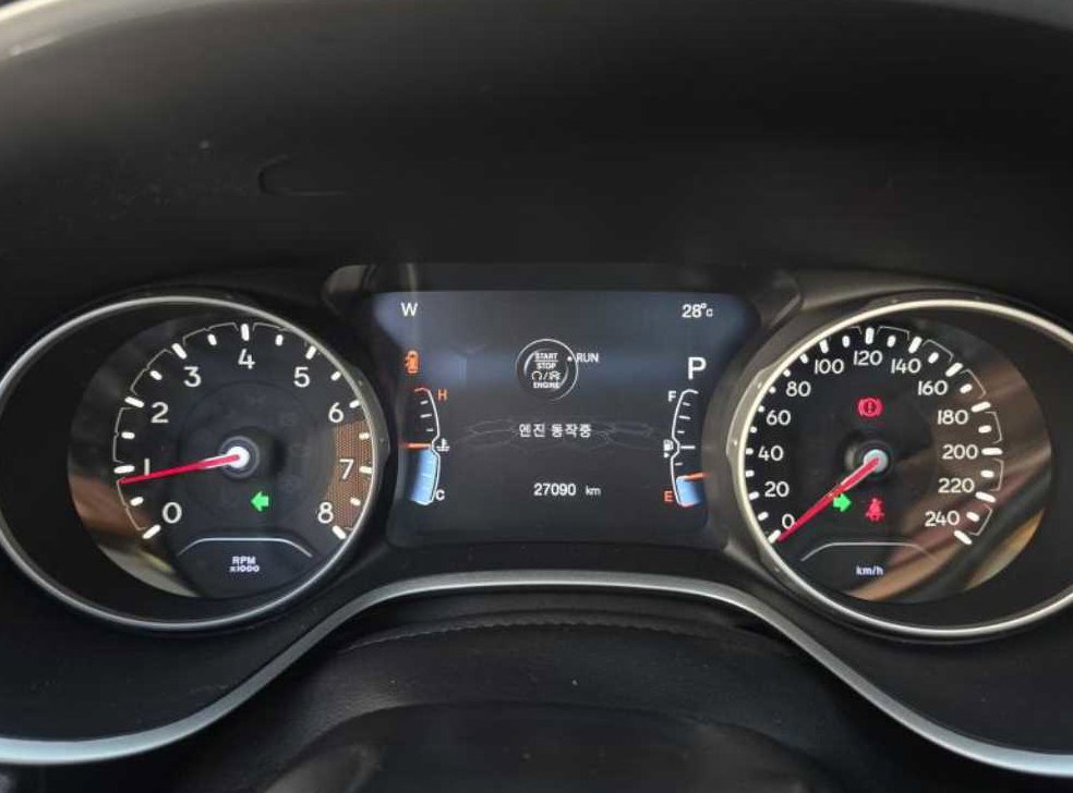 지프 컴패스 2.4 AWD 리미티드 사진 6