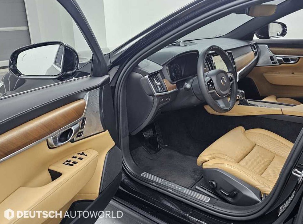 볼보 S90 T5 인스크립션 사진 11