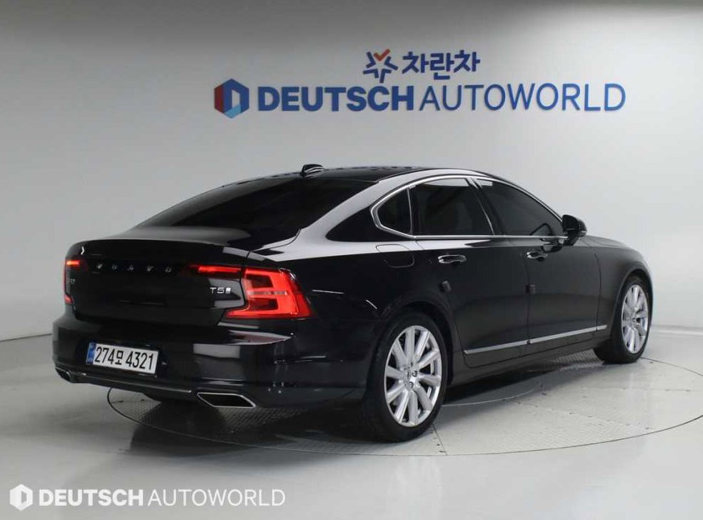 볼보 S90 T5 인스크립션 사진 2
