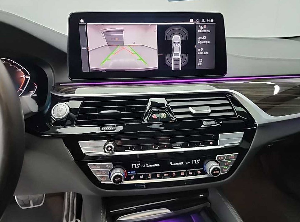 BMW 5시리즈 523d M 스포츠 사진 11