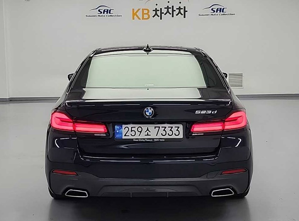 BMW 5시리즈 523d M 스포츠 사진 4