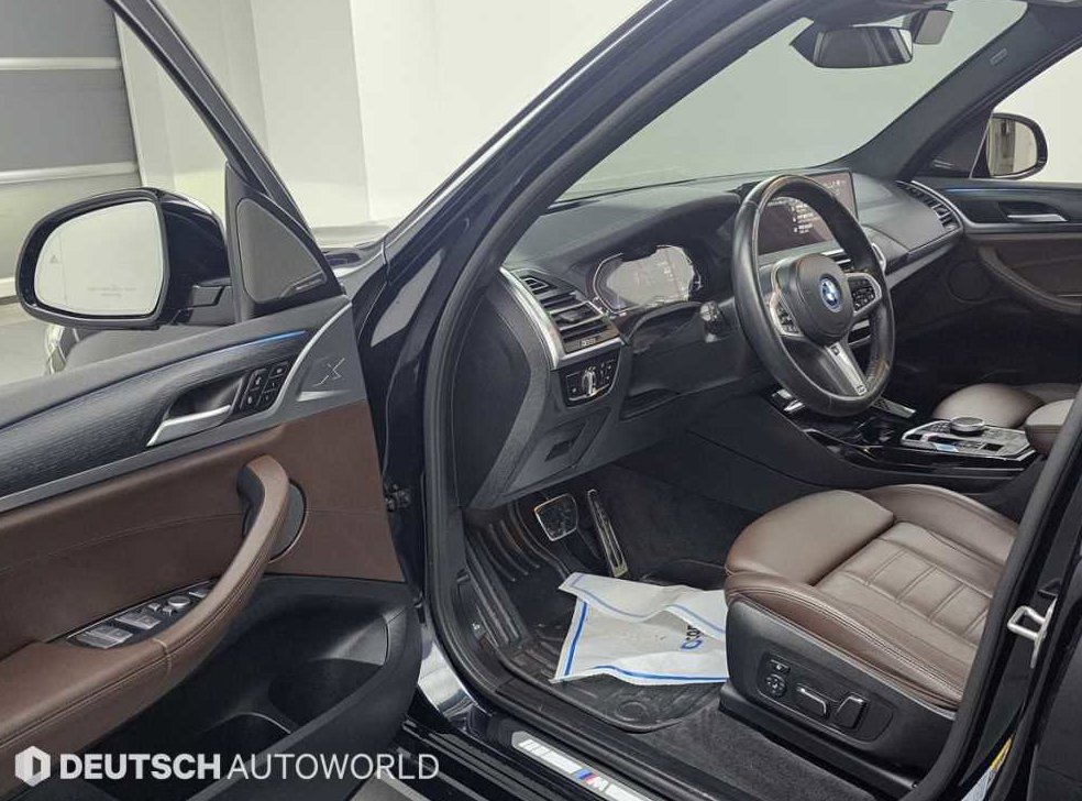 BMW iX3 M 스포츠 사진 11