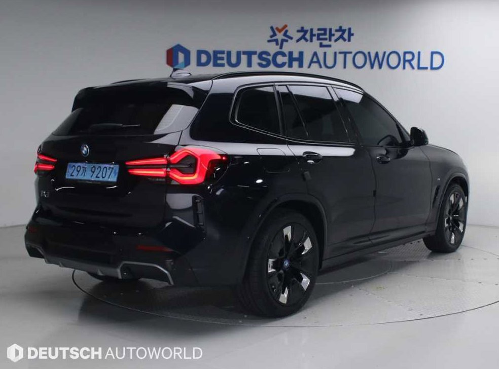 BMW iX3 M 스포츠 사진 2