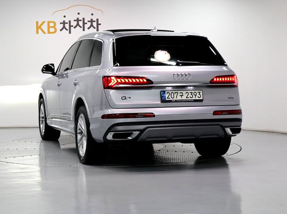 아우디 Q7 45 TDI 콰트로 프리미엄 사진 4