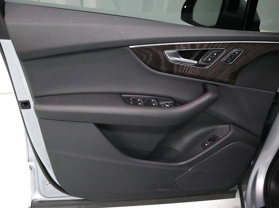아우디 Q7 45 TDI 콰트로 프리미엄 사진 8