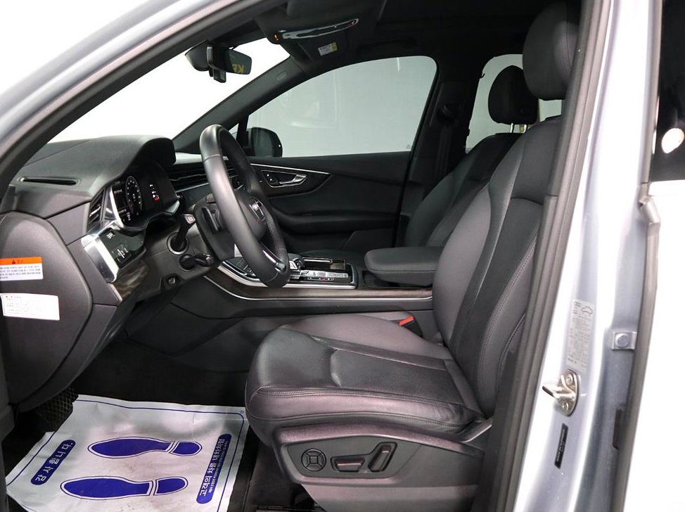 아우디 Q7 45 TDI 콰트로 프리미엄 사진 9