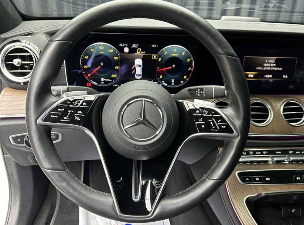 벤츠 E 클래스 E250 익스클루시브 사진 8