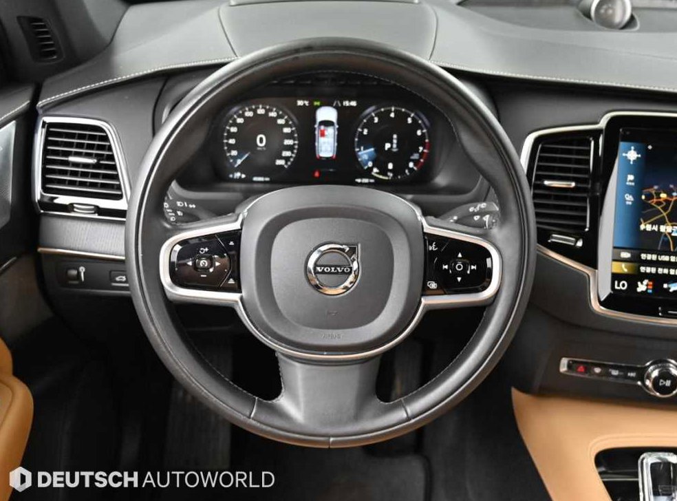 볼보 XC90 2.0 B6 AWD 사진 13