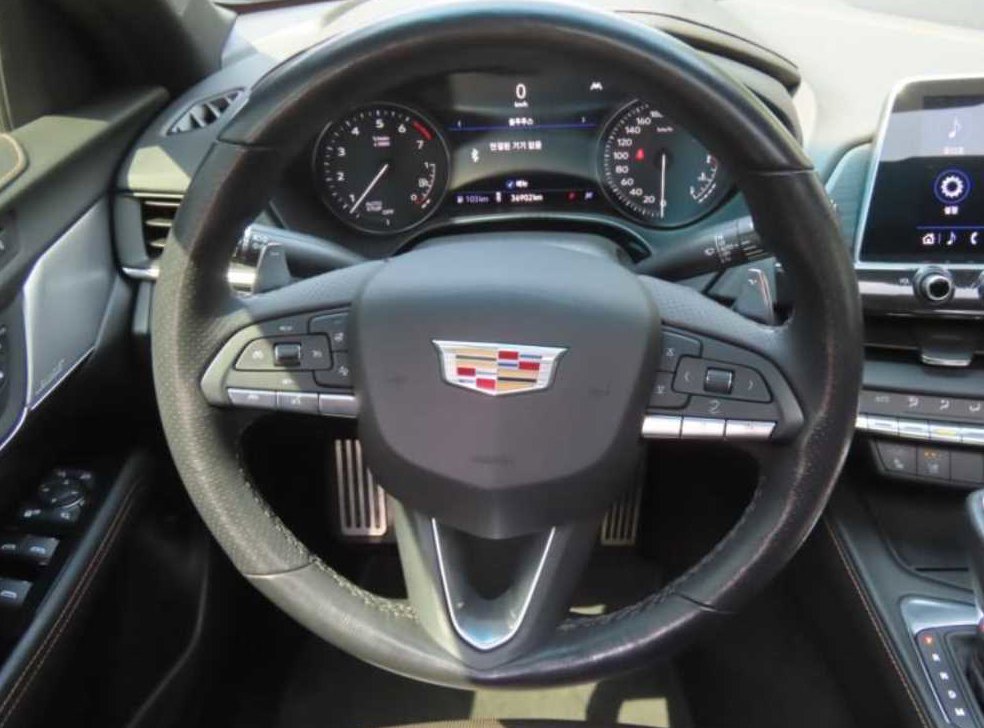 캐딜락 CT4 2.0 스포츠 사진 15