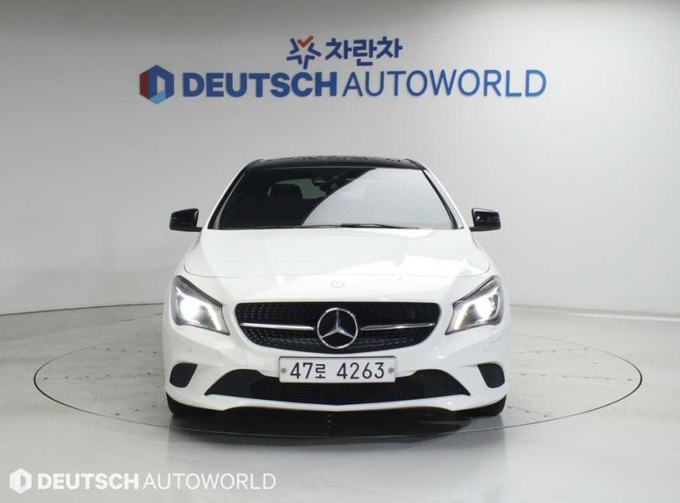 벤츠 CLA 클래스 CLA 200 CDI 4매틱 사진 3