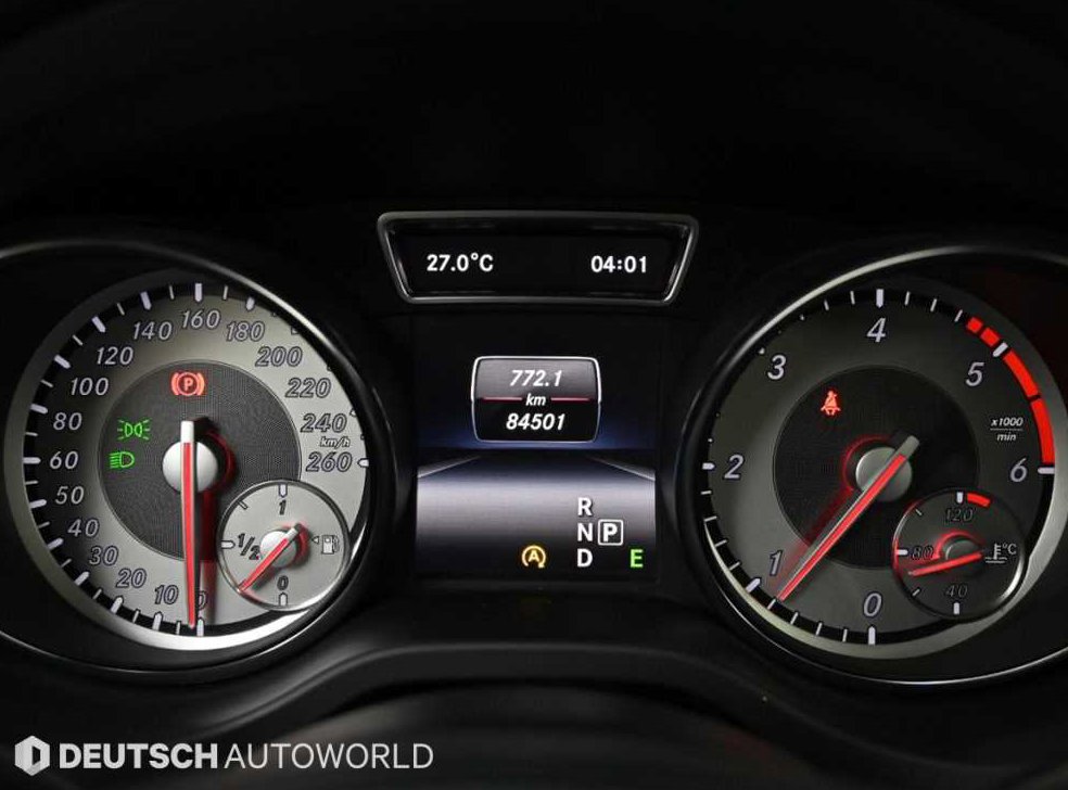 벤츠 CLA 클래스 CLA 200 CDI 4매틱 사진 8