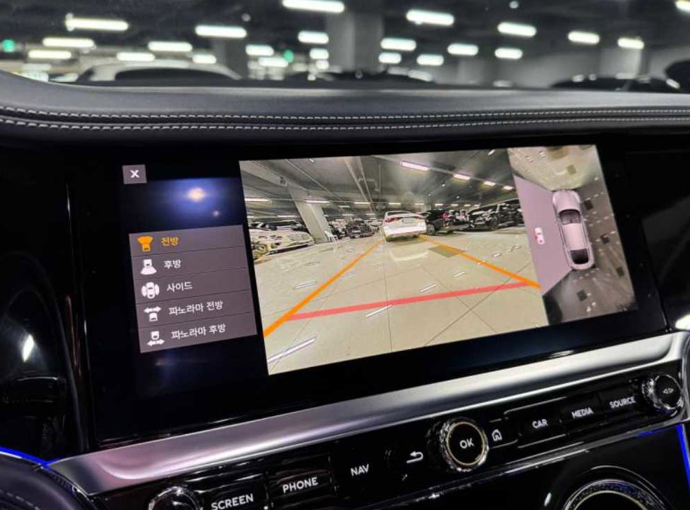 벤틀리 컨티넨탈 4.0 V8 GT S 사진 9