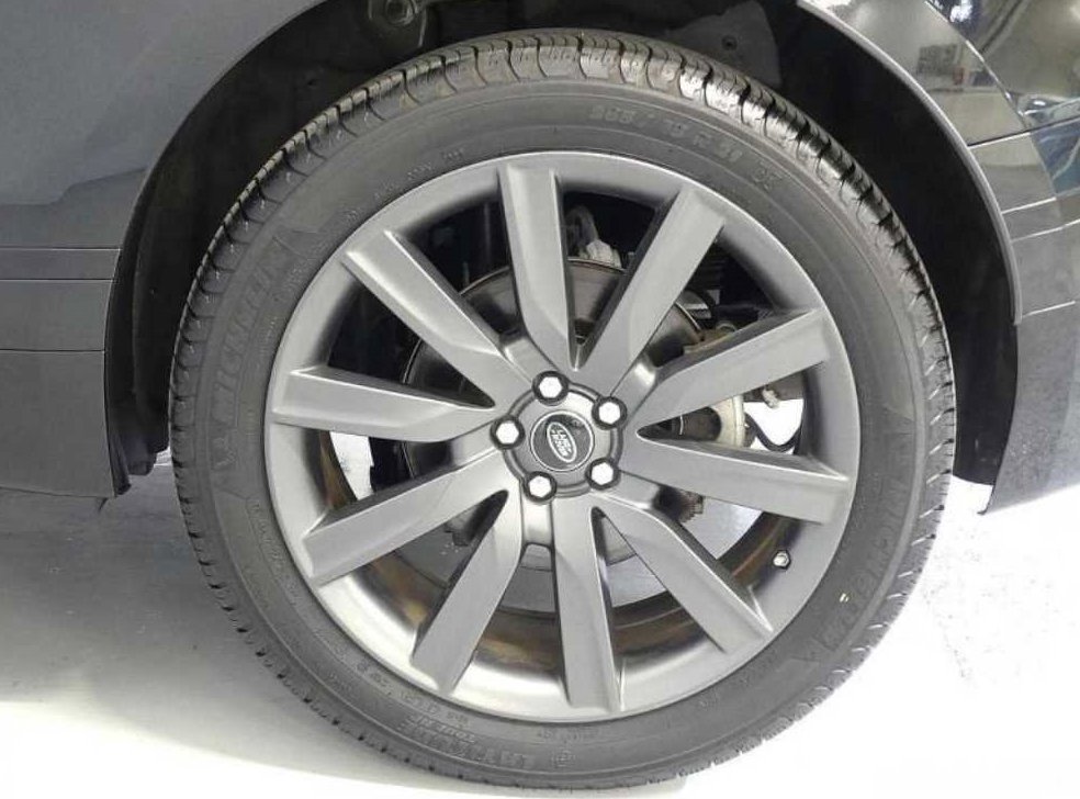 랜드로버 레인지로버 벨라 3.0 D300 R-다이나믹 HSE 사진 9