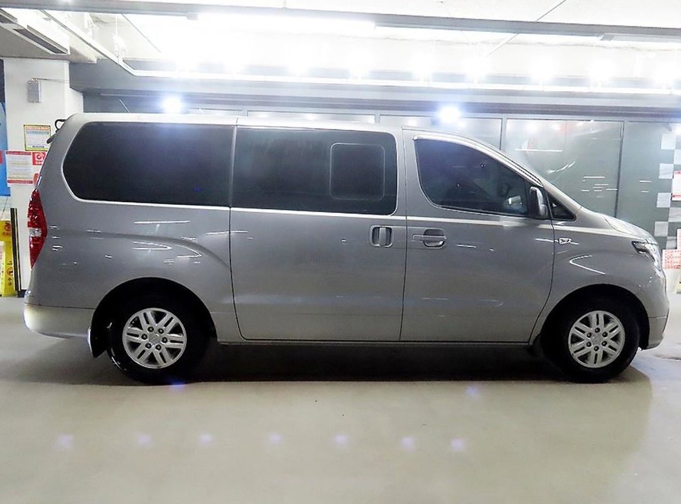 현대 스타렉스 2WD 밴 5인승 사진 3