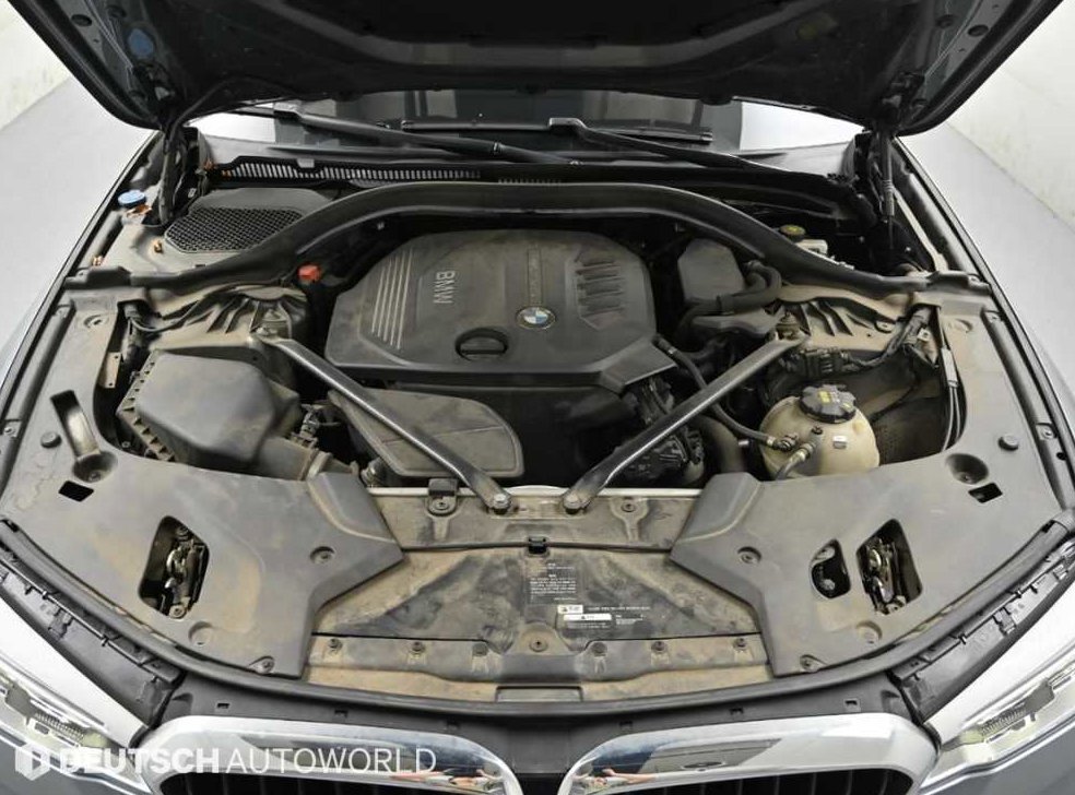 BMW 5시리즈 520d M 스포츠 플러스 사진 6