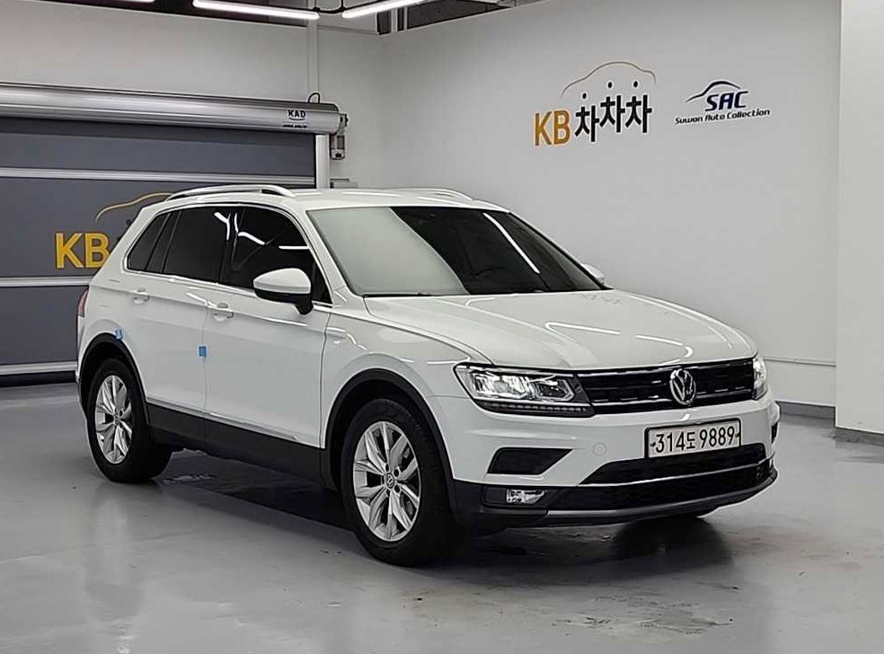 폭스바겐 티구안 2.0 TDI 사진 4