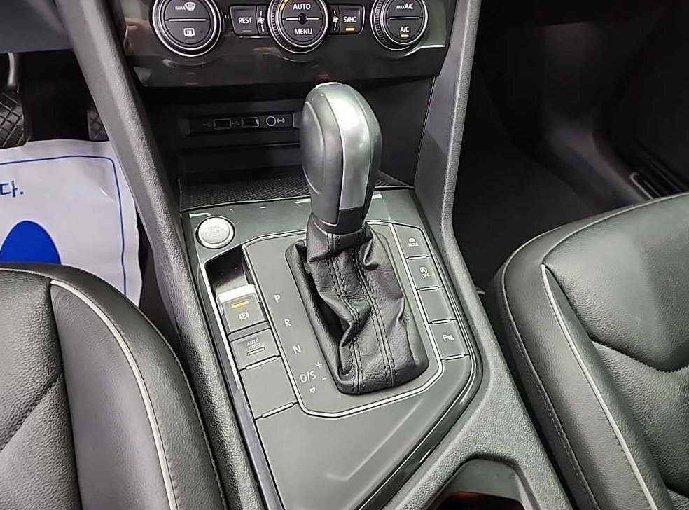 폭스바겐 티구안 2.0 TDI 사진 8