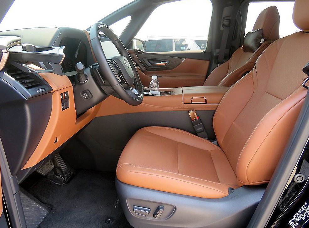 토요타 알파드 2.5 HEV AWD 사진 5