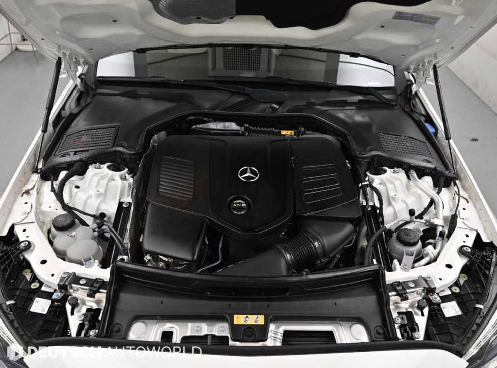 벤츠 C 클래스 C300 4MATIC 아방가르드 사진 6