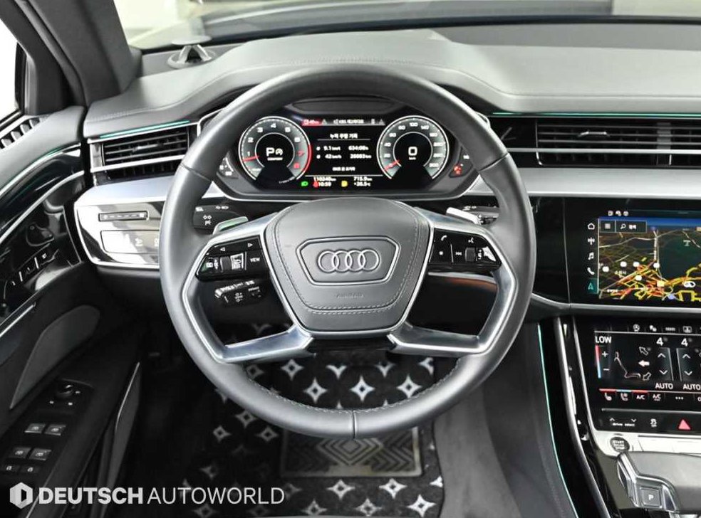 아우디 A8 55 TFSI 콰트로 LWB 사진 13