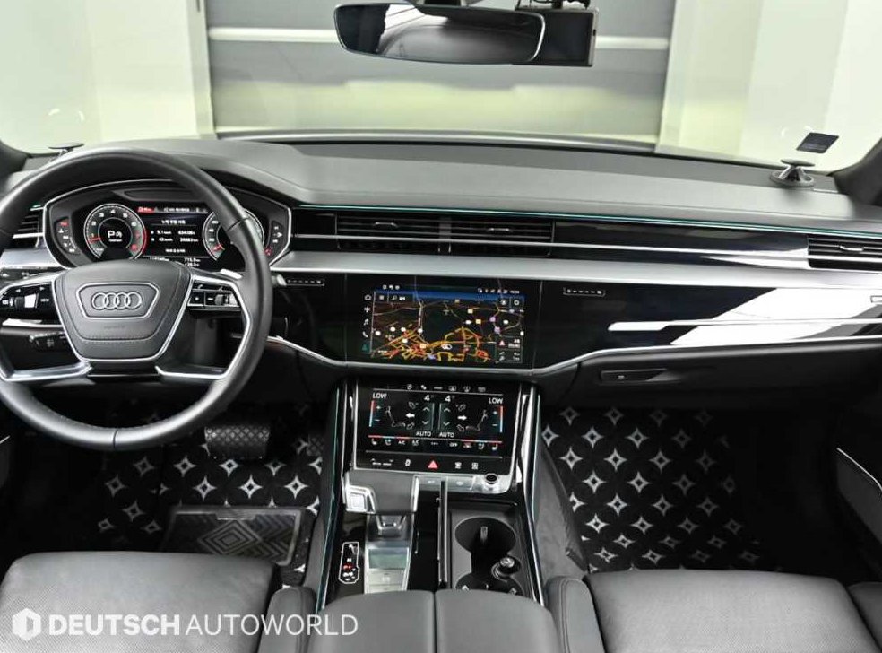 아우디 A8 55 TFSI 콰트로 LWB 사진 7