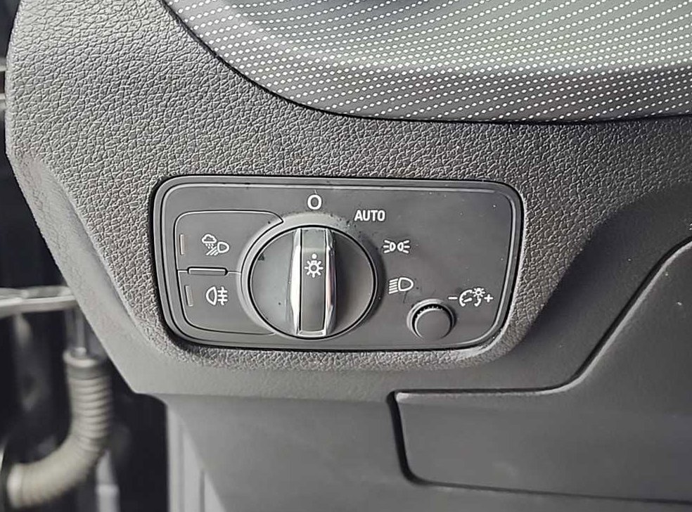 아우디 Q2 35 TDI 프리미엄 사진 17