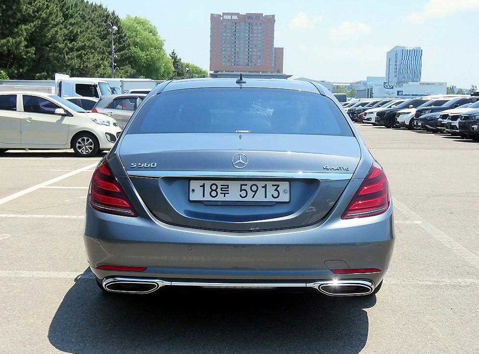 벤츠 S 클래스 S 560L 4MATIC 사진 3