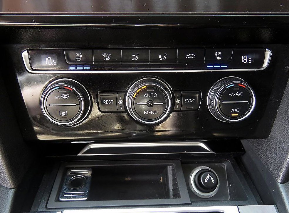 폭스바겐 아테온 2.0 TDI 프레스티지 사진 14
