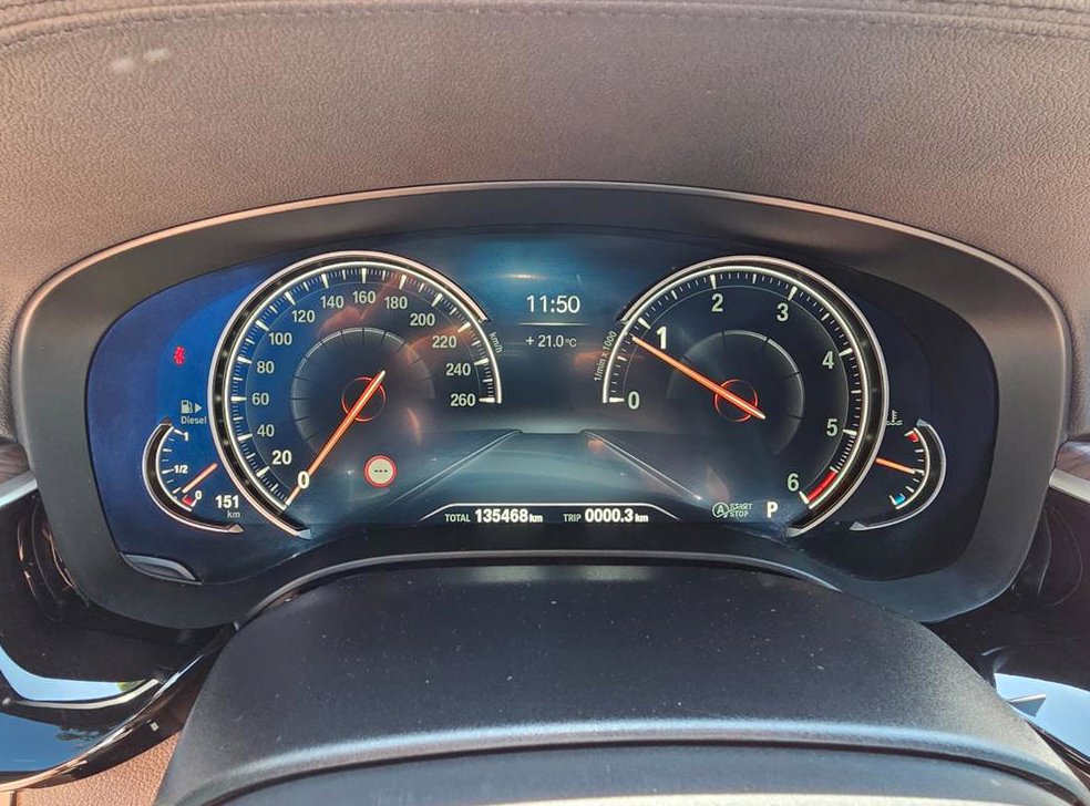 BMW 5시리즈 520d xDrive M 스포츠 플러스 사진 10