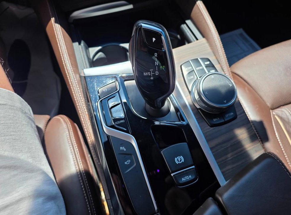 BMW 5시리즈 520d xDrive M 스포츠 플러스 사진 15