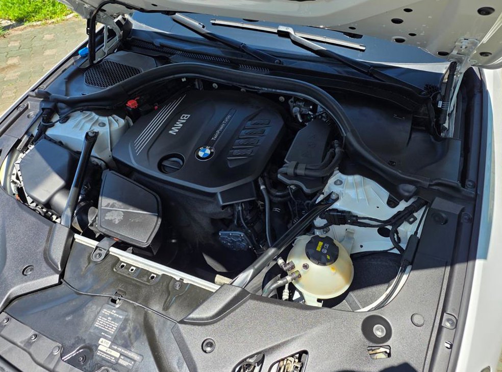 BMW 5시리즈 520d xDrive M 스포츠 플러스 사진 16