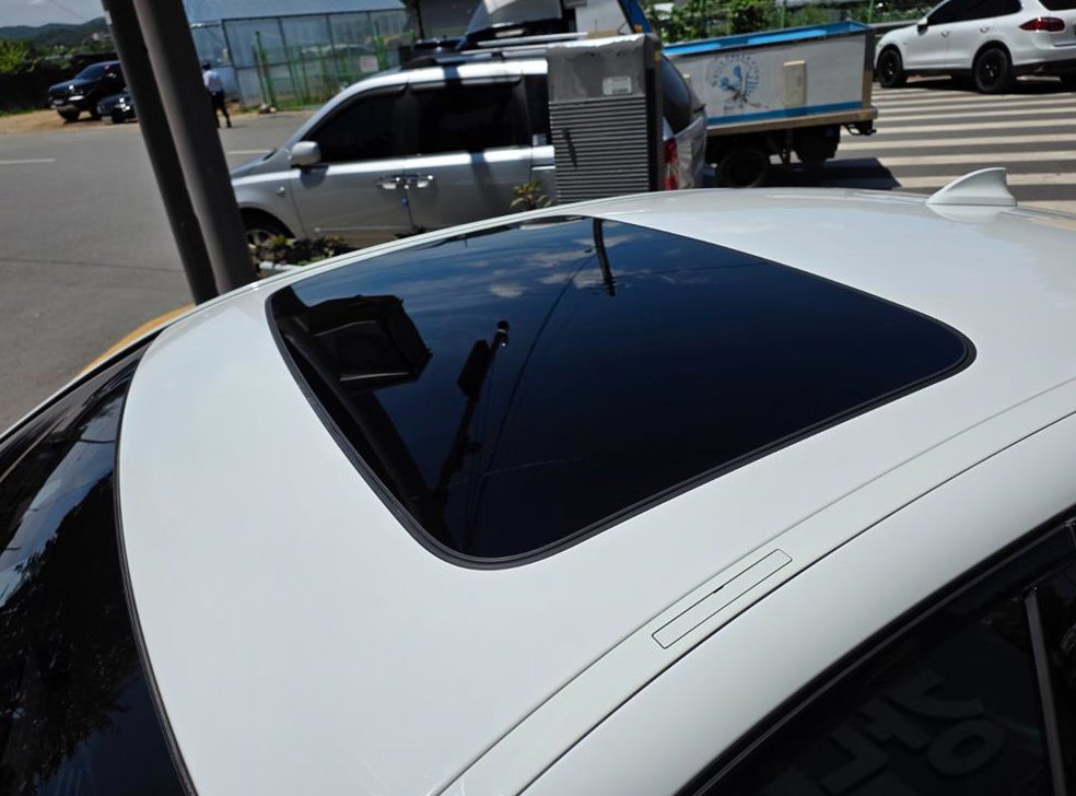 BMW 5시리즈 520d xDrive M 스포츠 플러스 사진 7