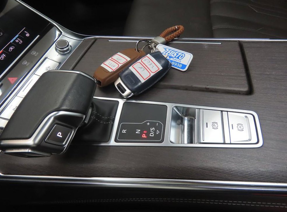 아우디 A7 55 TFSI 콰트로 프리미엄 사진 13