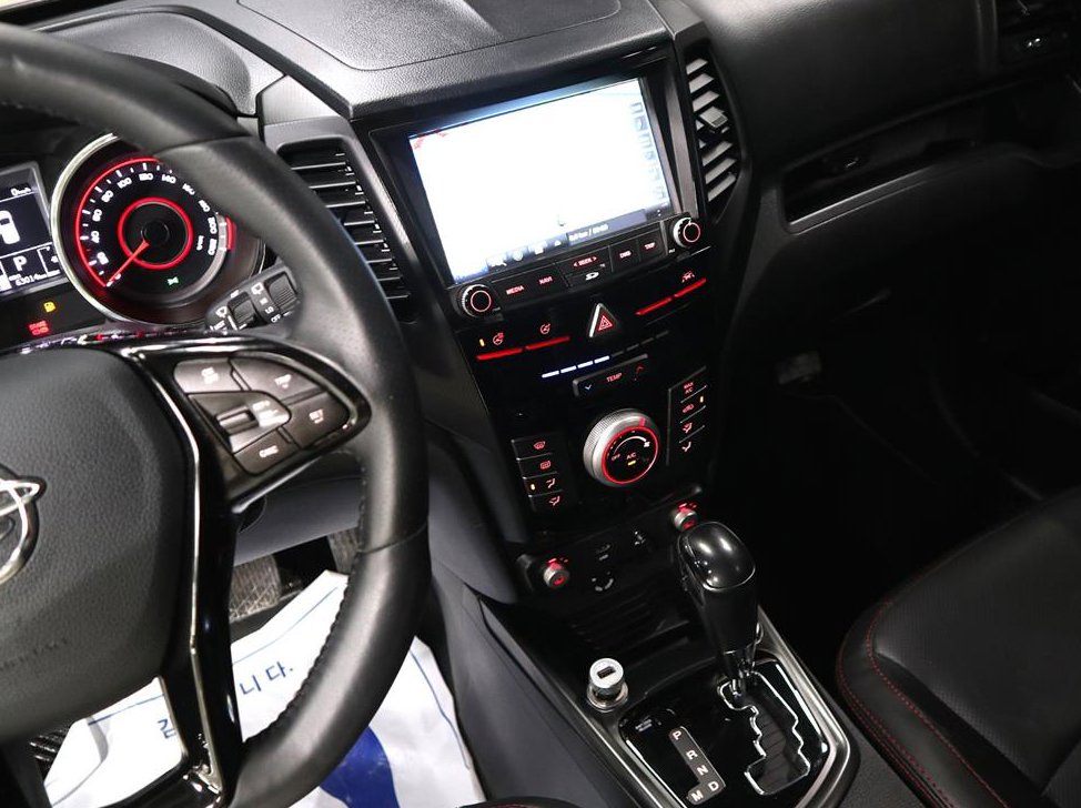 KG모빌리티(쌍용)  티볼리 2WD 가솔린 1.6 IX 사진 11