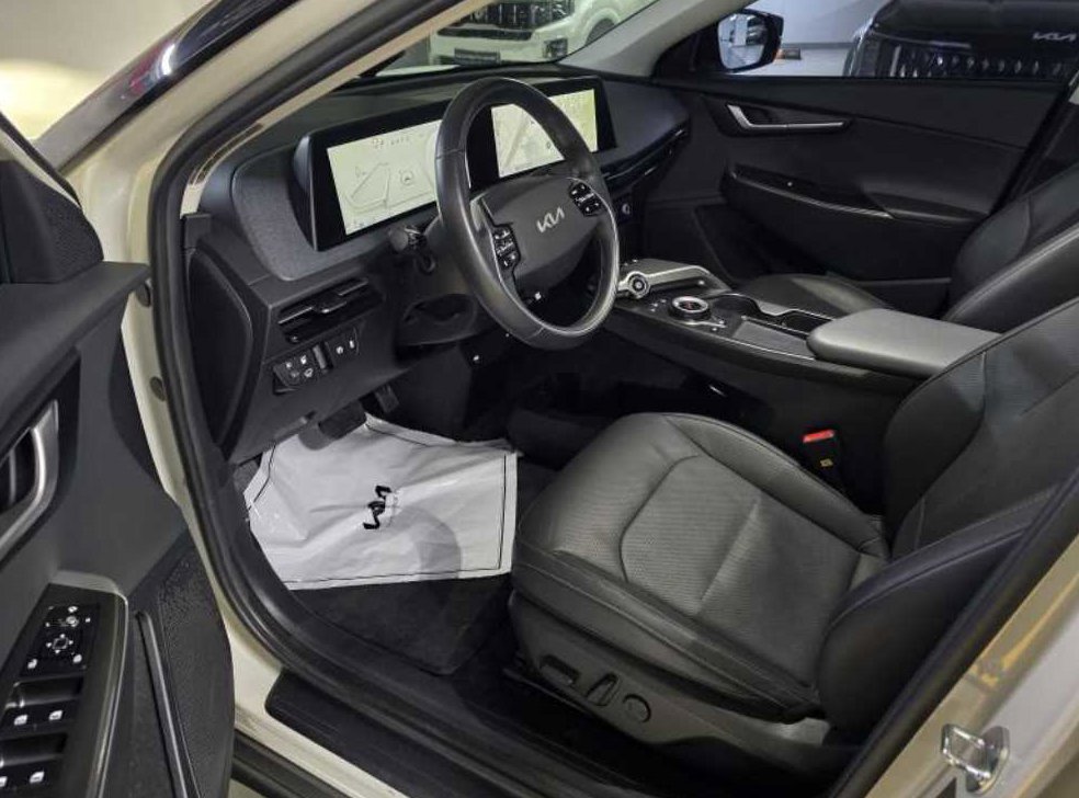 기아 EV6 롱레인지 AWD 사진 8