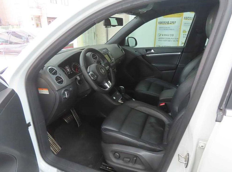 폭스바겐 티구안 2.0 TDI R-라인 사진 5