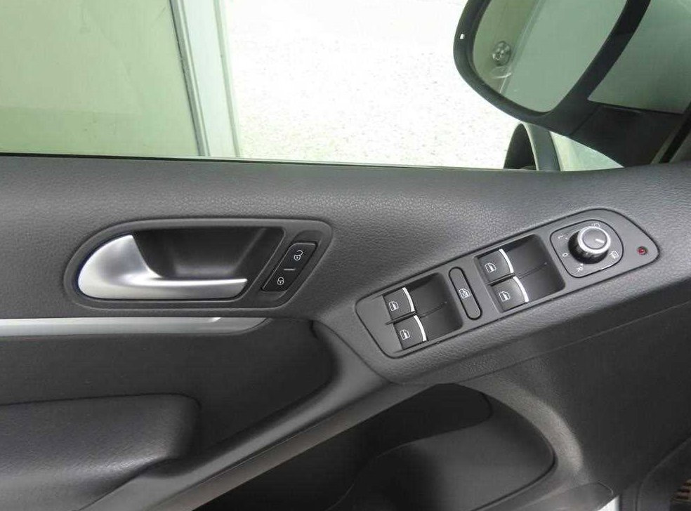 폭스바겐 티구안 2.0 TDI R-라인 사진 9
