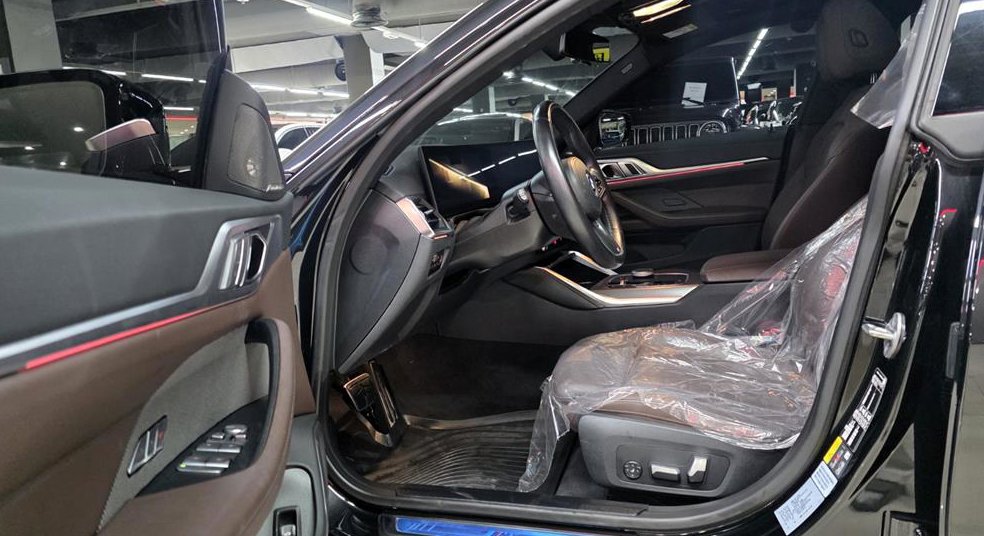 BMW i4 eDrive 40 사진 13