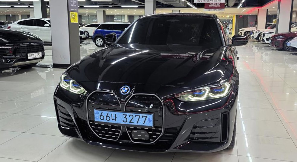 BMW i4 eDrive 40 사진 18