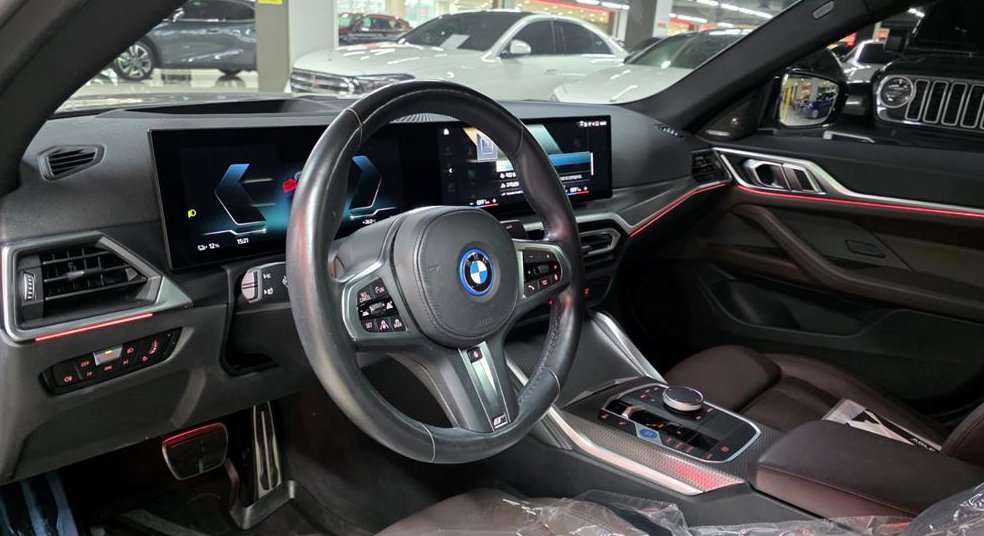 BMW i4 eDrive 40 사진 2